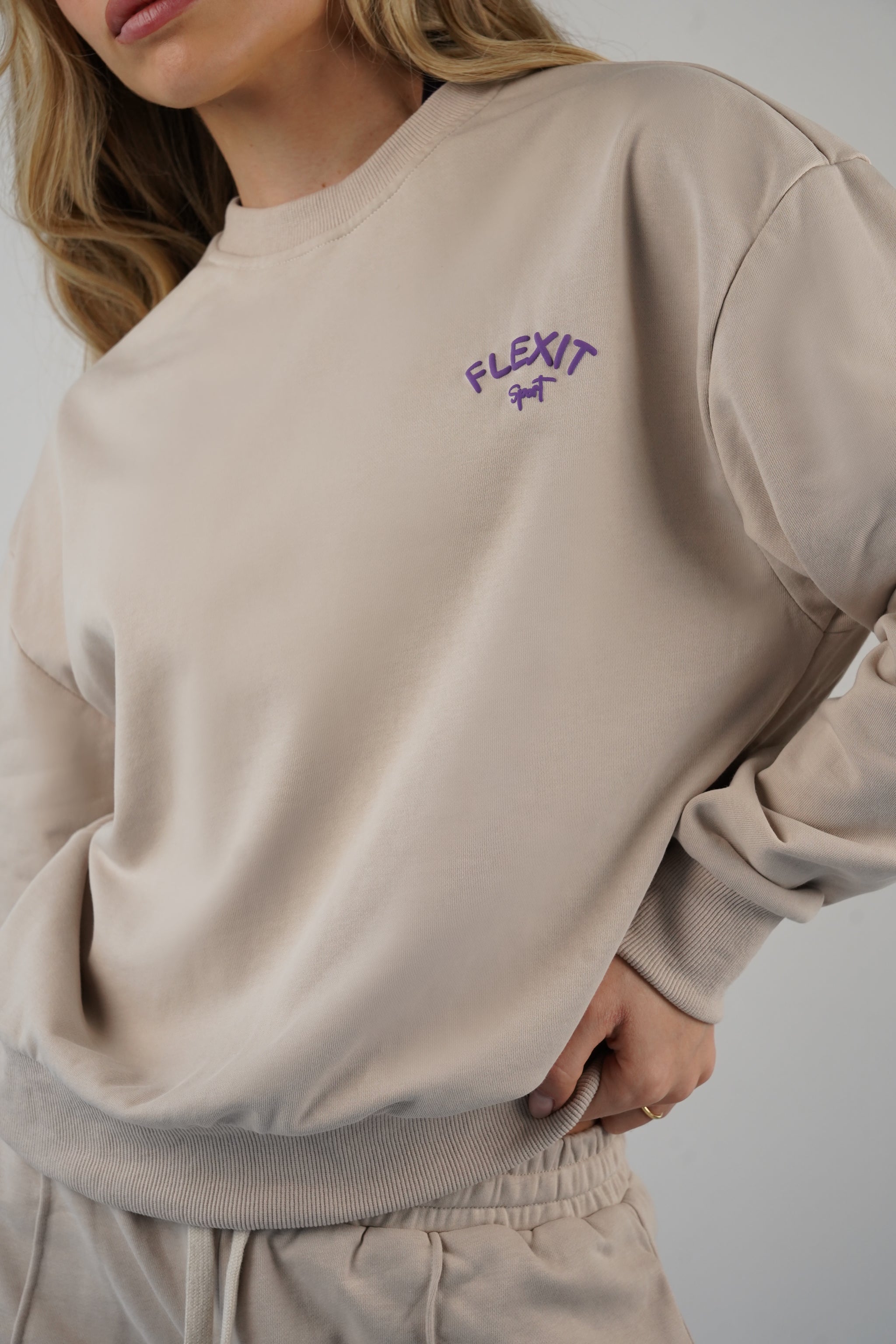 Cozy סווטשירט קרם