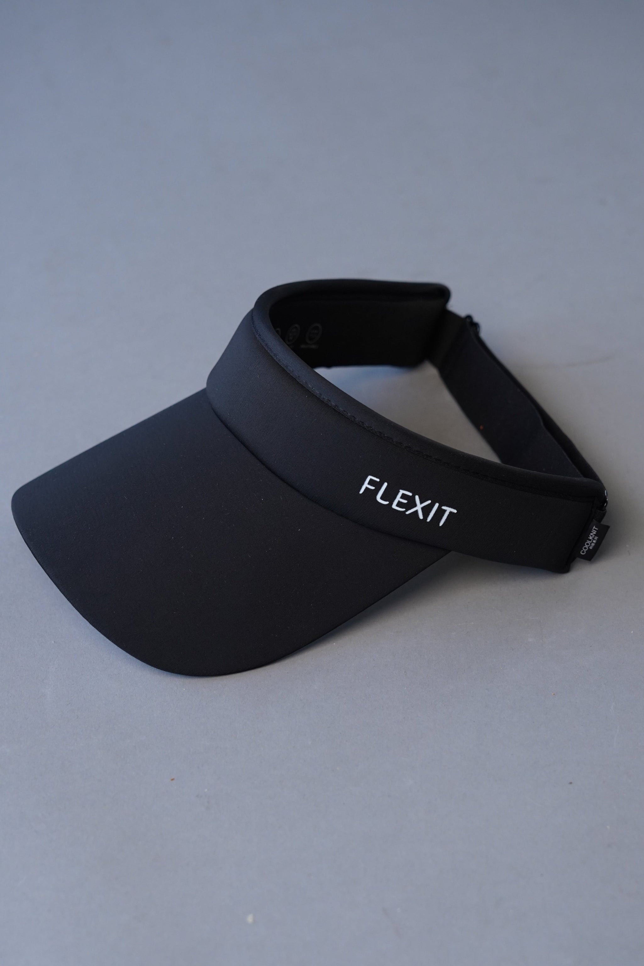 Visor כובע שחור