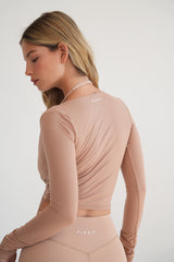 Smock עליונית קשירה קרמל